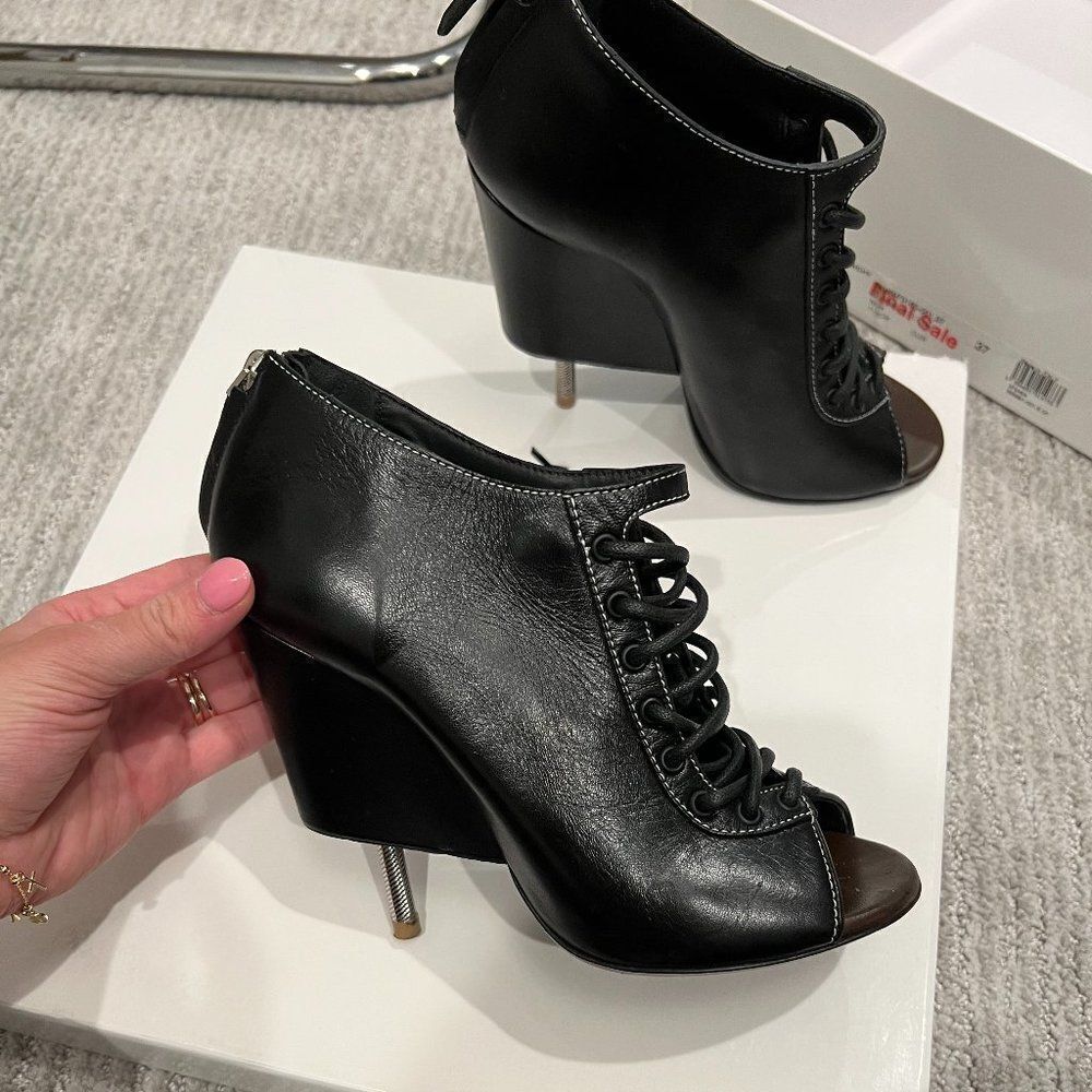 Givenchy booties - Picture 2 of 10